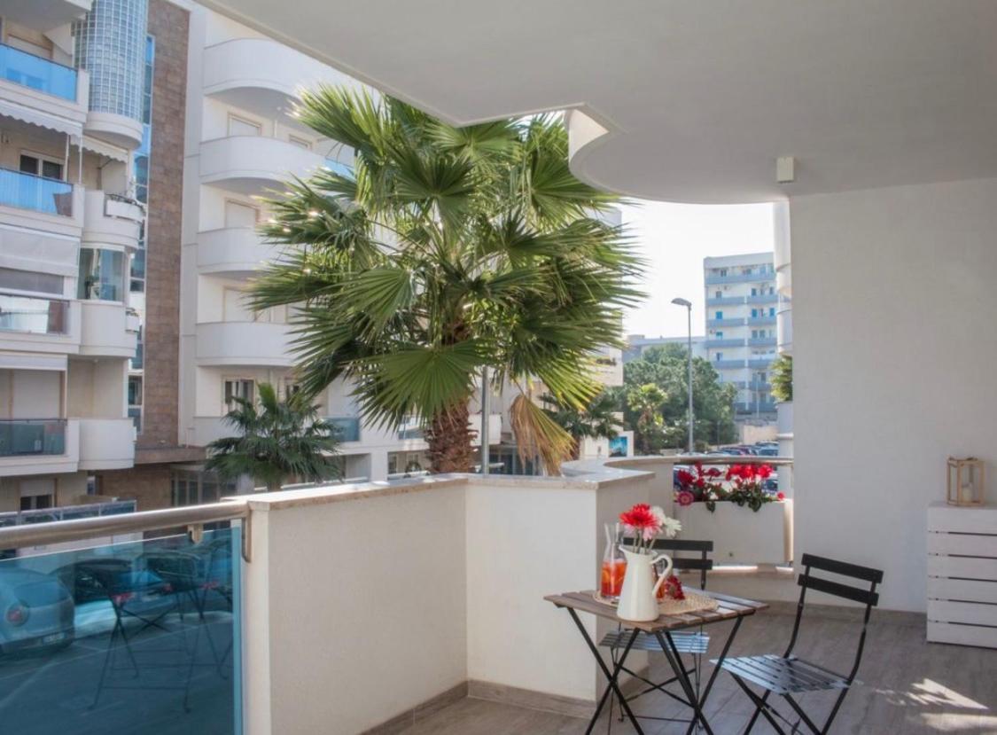 Nilu In Citta - Nuovo Appartamento Con Vista Mare 莫诺波利 外观 照片